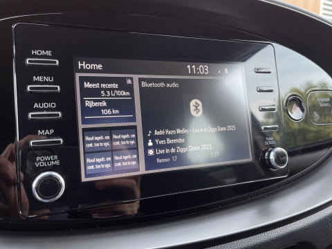 Toyota Aygo X 1.0 VVT-i MT Play | Cruise Control Adaptief | Achteruitrijcamera | Airconditioning | Bluetooth | DAB+ |