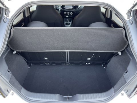 Toyota Aygo X 1.0 VVT-i MT Play | Cruise Control Adaptief | Achteruitrijcamera | Airconditioning | Bluetooth | DAB+ |