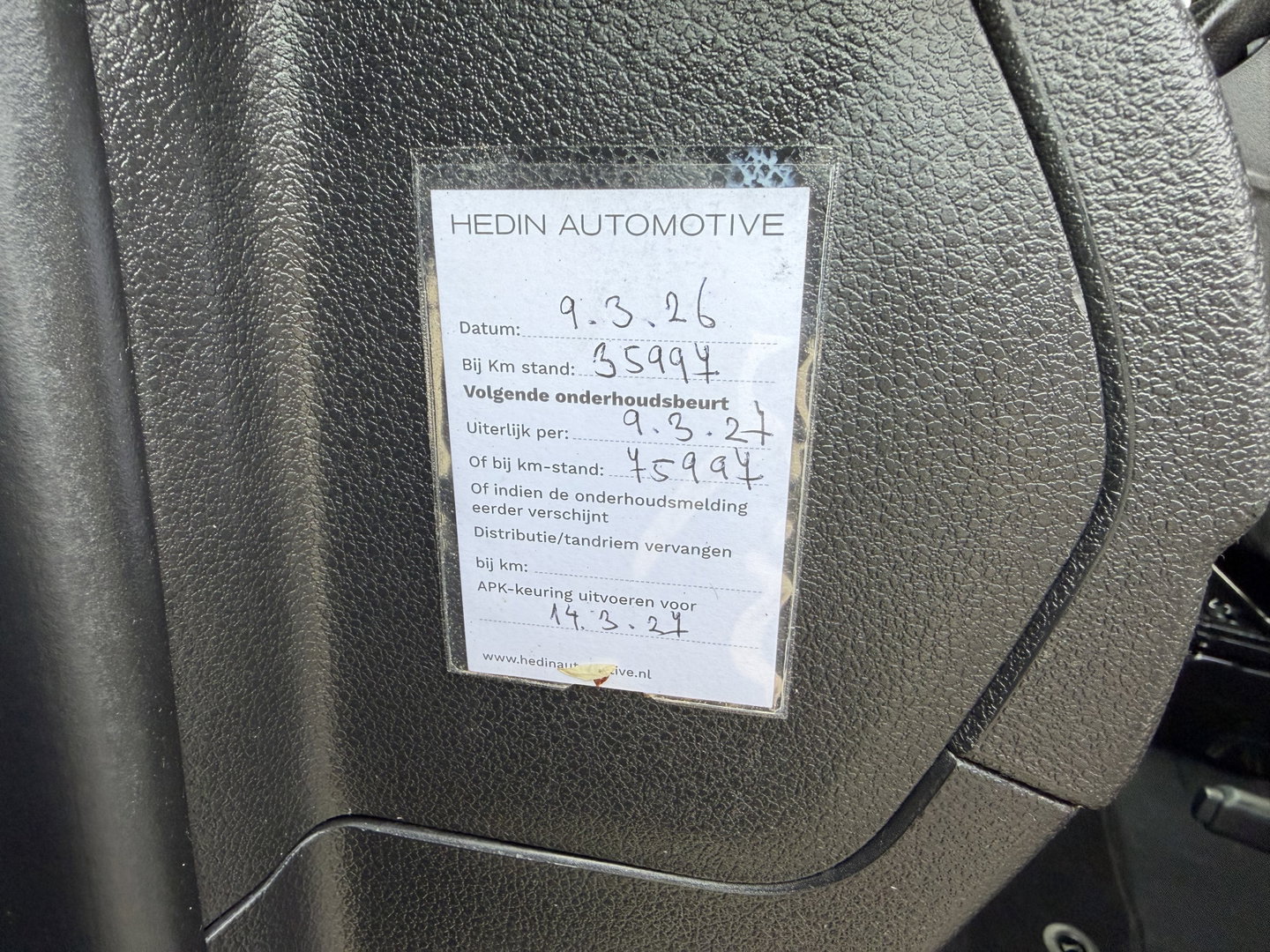 Peugeot Expert 2.0 BlueHDI 145pk automaat S&S L2H1 / vaste prijs rijklaar € 19.950 ex btw / euro 6 / bpm vrij / lease vanaf € 336 / grijs metallic / achteruit rijcamera / trekhaak 2300 kg !