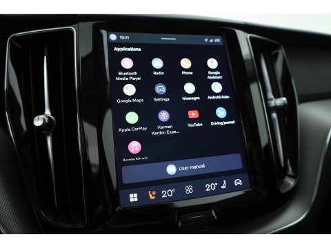 Volvo XC60 2.0 T6 Plug-in hybrid AWD Plus Dark | Leer | Pilot Ass. | Pano-dak | Harman/ Kardon | Ver. Voorruit | Stoel + stuurverwarming |