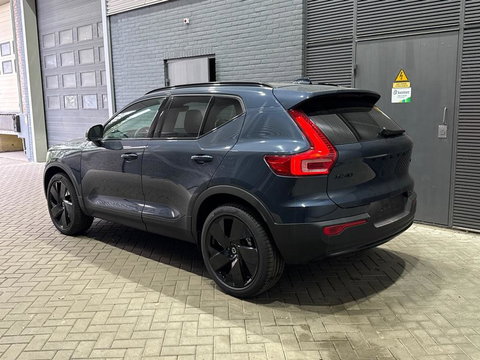 Volvo XC40 2.0 B3 Plus Black Edition | Harman/Kardon | BLIS | 360° Camera | Pilot Assist | Stoel+Stuurverwarming | Memory | ACC | 20 Inch