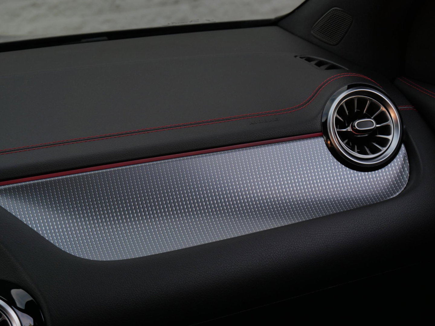 Mercedes-Benz EQA 67kWh AMG/ AMBIENT LIGHTING/ BLINDSPOT/ ELEKT. KLEP/ SOH 97%