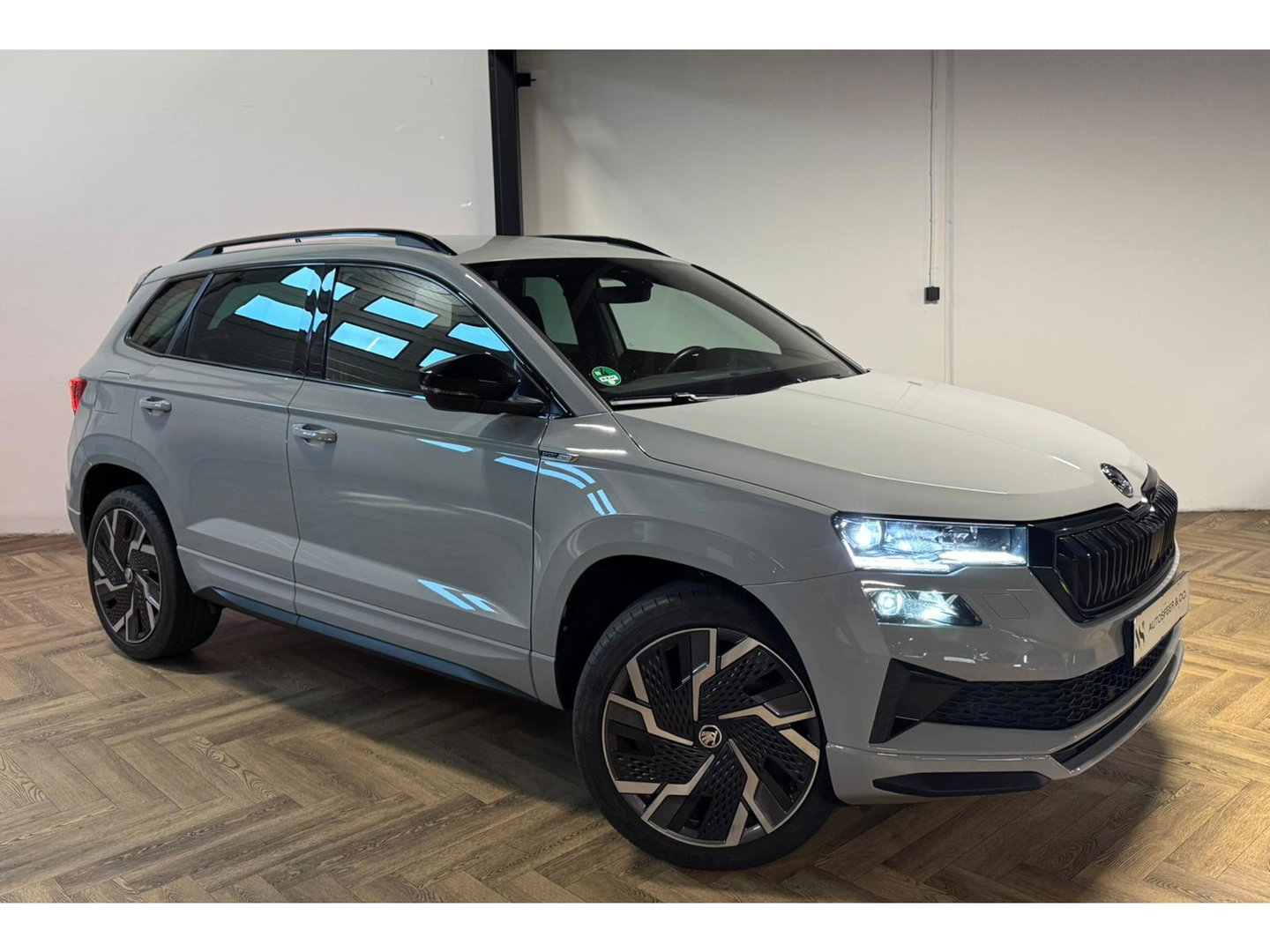 Škoda Karoq 1.5 TSI ACT Sportline Business KEYLESS CAM SFEER
