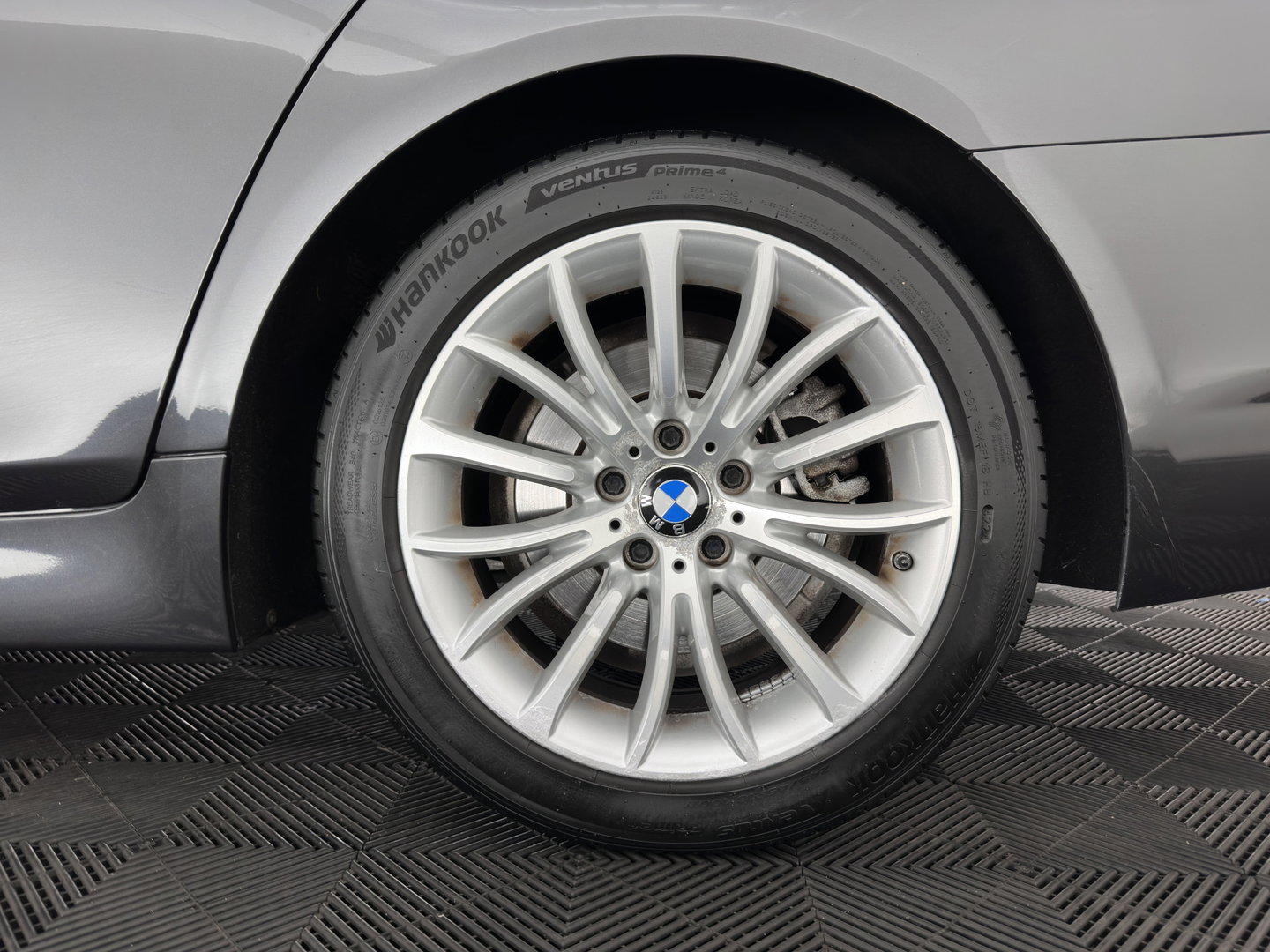 BMW 5 Serie Touring 518d Last Minute Edition Aut. *LEATHER | XENON | COMFORT-SEATS | NAVI-FULLMAP | ECC | PDC | CRUISE | 18''ALU | TOWBAR*