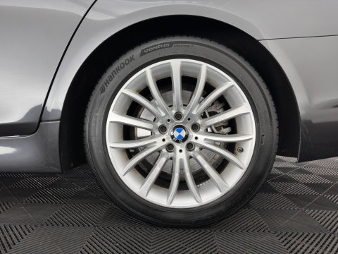 BMW 5 Serie Touring 518d Last Minute Edition Aut. *LEATHER | XENON | COMFORT-SEATS | NAVI-FULLMAP | ECC | PDC | CRUISE | 18''ALU | TOWBAR*
