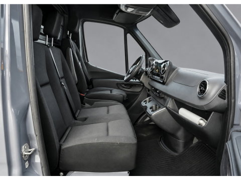 Mercedes-Benz Sprinter 319 1.9 CDI L2H2 PB Edition 360 Camera, Cruise, Carplay, 10,5'' Mbux, LED, Automaat, 190pk, Standkachel, Stoelverwarming, Uniek!