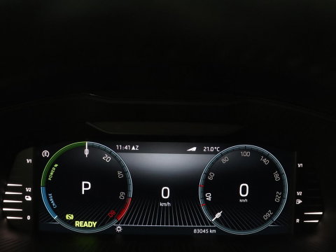 Škoda Superb Combi 1.4 TSI iV Laurin & Klement | SOH 95.8% | Trekhaak | Leder | Virtual Dashboard | Stoelverwarming | Memory | Virtual Dashboard | Park assist | Cruise control | Navigatie | Carplay |