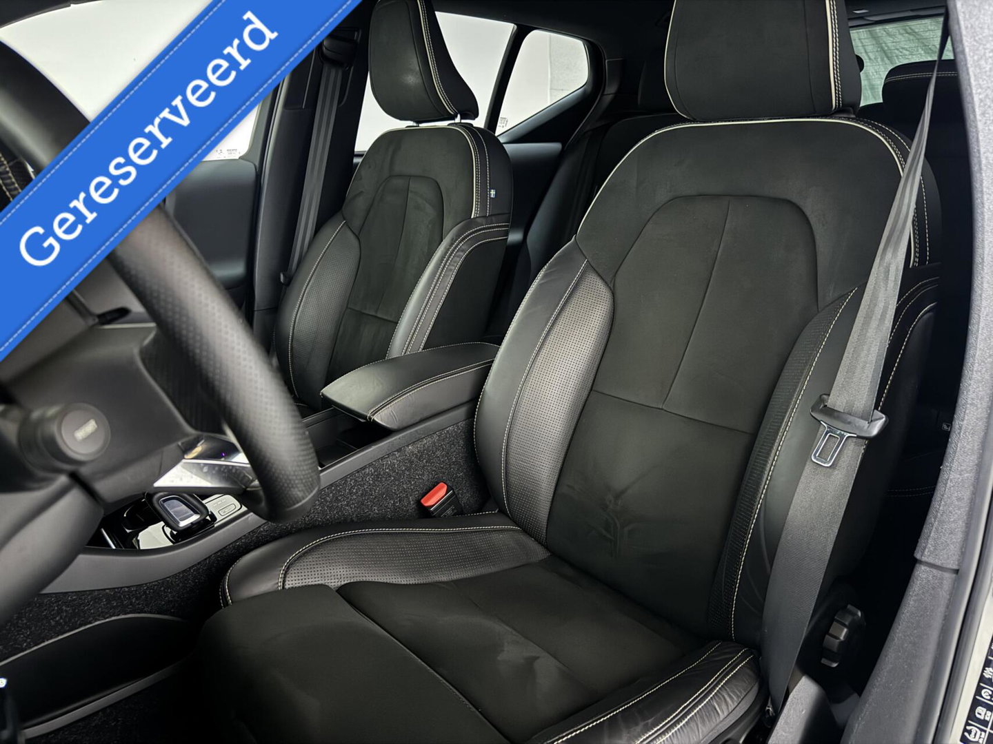 Volvo XC40 1.5 T5 Recharge R-Design Carplay Navi Cruise Camera Trekh.
