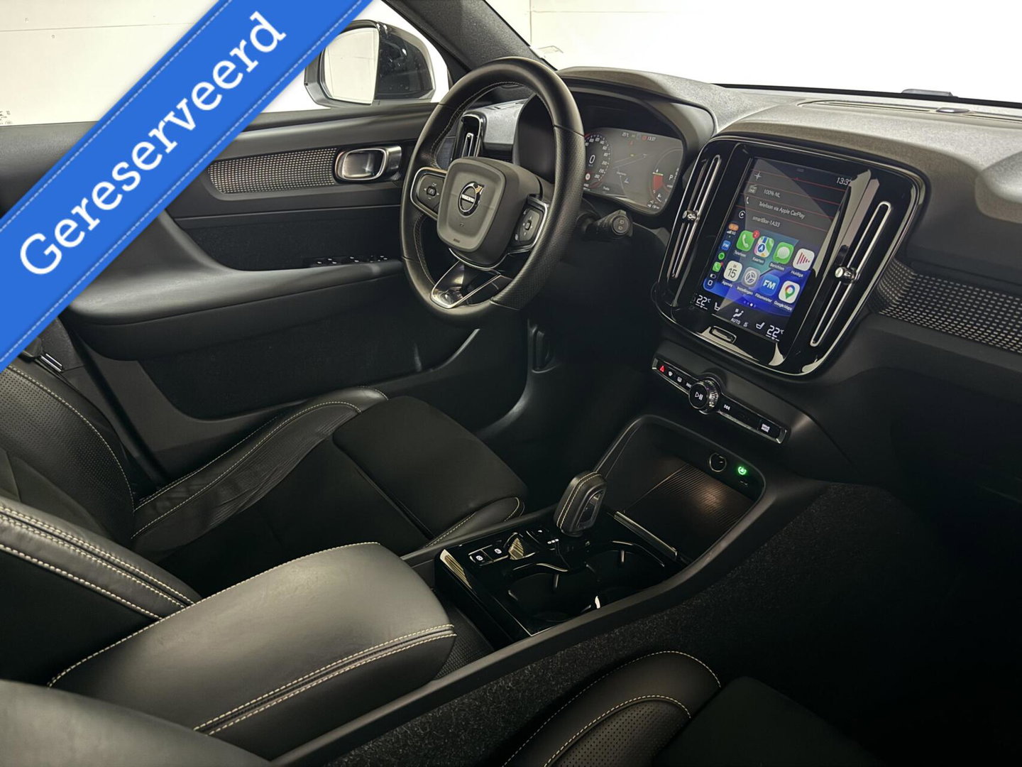 Volvo XC40 1.5 T5 Recharge R-Design Carplay Navi Cruise Camera Trekh.