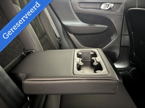 Volvo XC40 1.5 T5 Recharge R-Design Carplay Navi Cruise Camera Trekh.