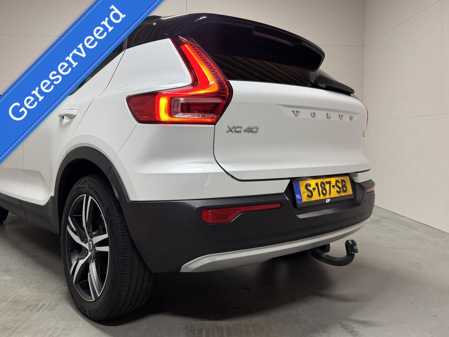 Volvo XC40 1.5 T5 Recharge R-Design Carplay Navi Cruise Camera Trekh.
