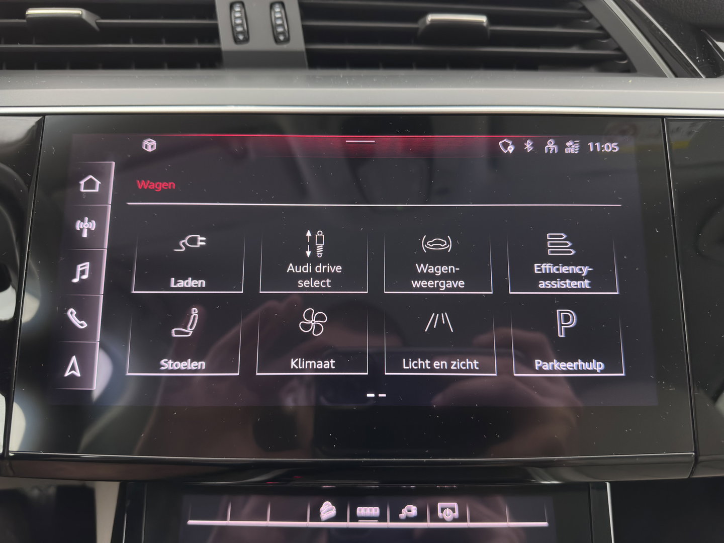 Audi Q8 e-tron 50 quattro Advanced Edition 95 kWh [3-Fase-22kW] {SoH-100%} (INCL.BTW) *LEATHER | FULL-LED | MEMORY-PACK | ADAPTIVE-CRUISE | CAMERA | PRIVACY-GLASS | DIGI-COCKPIT | PRIVACY-GLASS | SHIFT-PADDLES | DAB | AMBIENT-LIGHT | 20''ALU | TOWBAR*