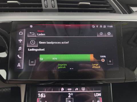 Audi Q8 e-tron 50 quattro Advanced Edition 95 kWh [3-Fase-22kW] {SoH-100%} (INCL.BTW) *LEATHER | FULL-LED | MEMORY-PACK | ADAPTIVE-CRUISE | CAMERA | PRIVACY-GLASS | DIGI-COCKPIT | PRIVACY-GLASS | SHIFT-PADDLES | DAB | AMBIENT-LIGHT | 20''ALU | TOWBAR*