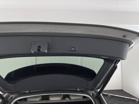 Audi Q8 e-tron 50 quattro Advanced Edition 95 kWh [3-Fase-22kW] {SoH-100%} (INCL.BTW) *LEATHER | FULL-LED | MEMORY-PACK | ADAPTIVE-CRUISE | CAMERA | PRIVACY-GLASS | DIGI-COCKPIT | PRIVACY-GLASS | SHIFT-PADDLES | DAB | AMBIENT-LIGHT | 20''ALU | TOWBAR*