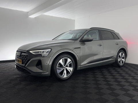 Audi Q8 e-tron 50 quattro Advanced Edition 95 kWh [3-Fase-22kW] {SoH-100%} (INCL.BTW) *LEATHER | FULL-LED | MEMORY-PACK | ADAPTIVE-CRUISE | CAMERA | PRIVACY-GLASS | DIGI-COCKPIT | PRIVACY-GLASS | SHIFT-PADDLES | DAB | AMBIENT-LIGHT | 20''ALU | TOWBAR*