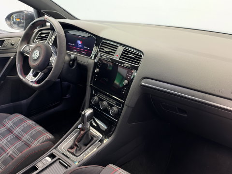 Volkswagen Golf 2.0 TSI GTI Performance Cruise/Climate PDC ACC Dynaudio