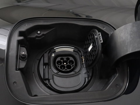 Mercedes-Benz B-klasse 200 Business | SOH 98.6% | Leder/Alcantara | Camera | AMG-Line | Park assist | Cruise control | Navigatie | Carplay | Sfeerverlichting | Climate control | Full LED |