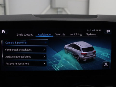 Mercedes-Benz B-klasse 200 Business | SOH 98.6% | Leder/Alcantara | Camera | AMG-Line | Park assist | Cruise control | Navigatie | Carplay | Sfeerverlichting | Climate control | Full LED |