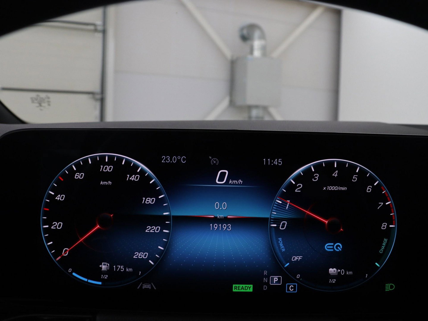 Mercedes-Benz B-klasse 200 Business | SOH 98.6% | Leder/Alcantara | Camera | AMG-Line | Park assist | Cruise control | Navigatie | Carplay | Sfeerverlichting | Climate control | Full LED |