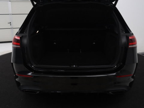 Mercedes-Benz B-klasse 200 Business | SOH 98.6% | Leder/Alcantara | Camera | AMG-Line | Park assist | Cruise control | Navigatie | Carplay | Sfeerverlichting | Climate control | Full LED |