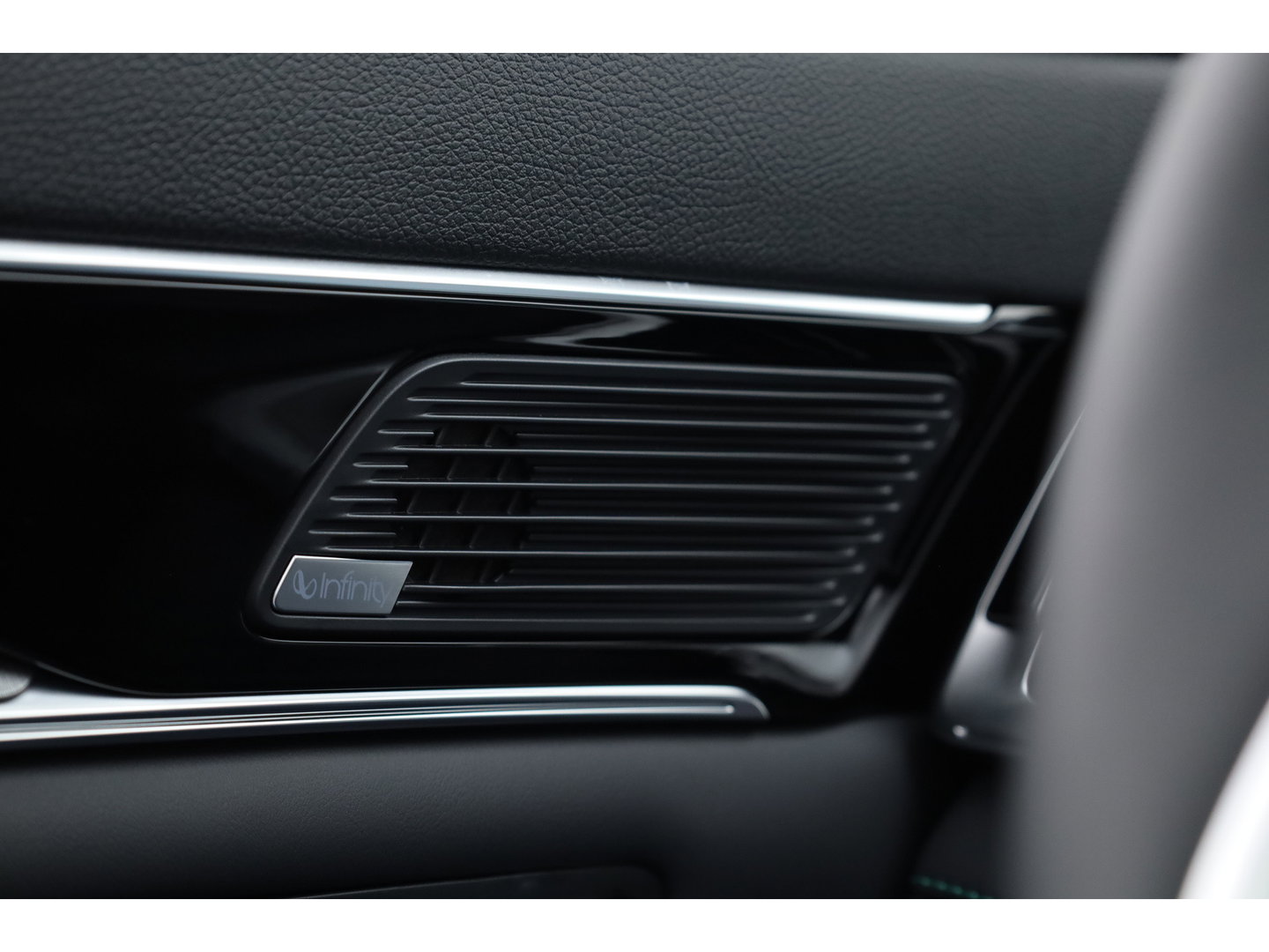 BYD SEAL U 1.5 DM-i FWD Comfort | Rijklaar! | Pano | 360cam | Stoelventi. | Leder | Memory | HUD | Infinity | Adapt. Cruise | Keyless