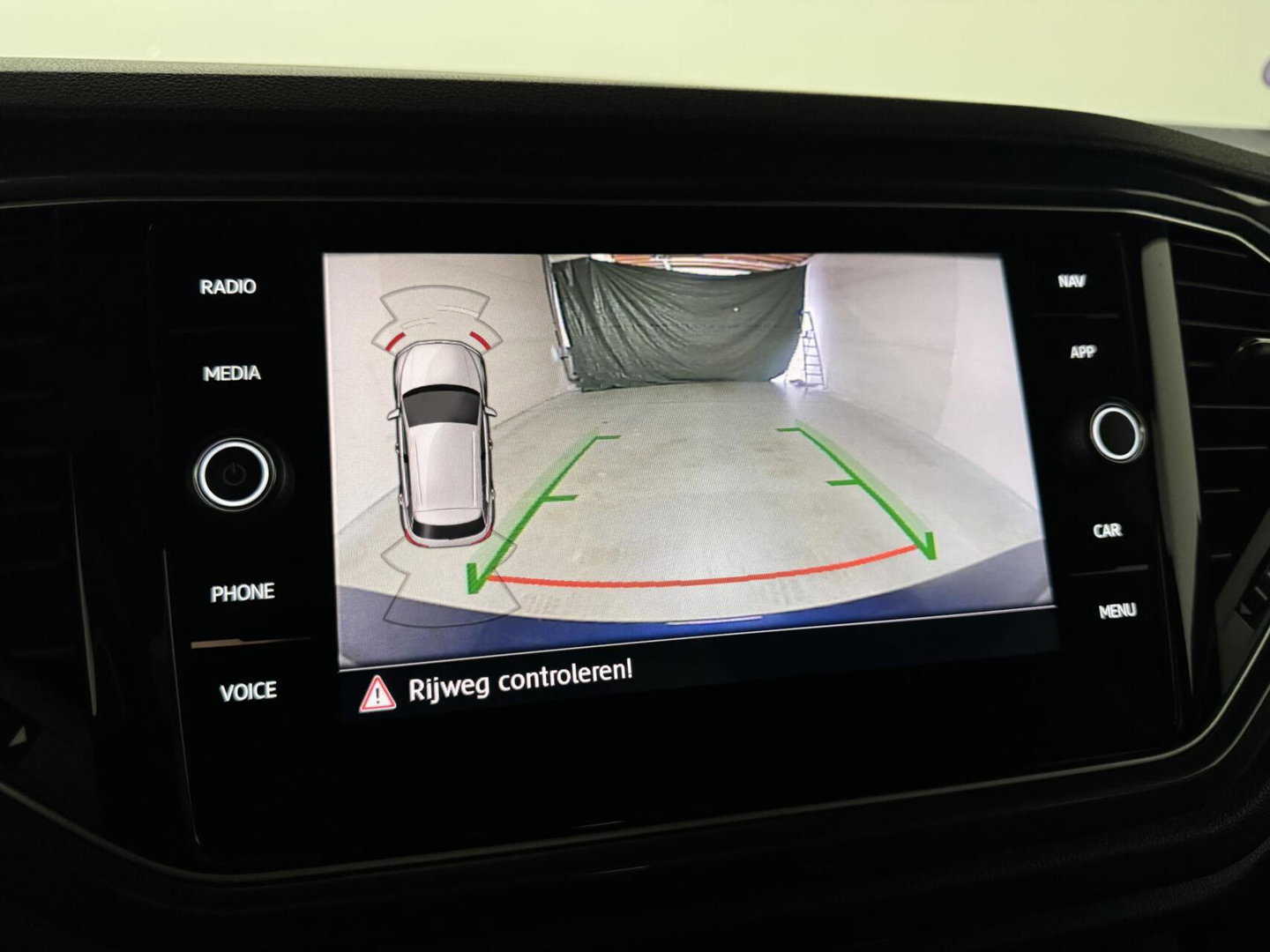 Volkswagen T-Roc 1.5 TSI R-Line Pano Virtual Beats Camera NAP
