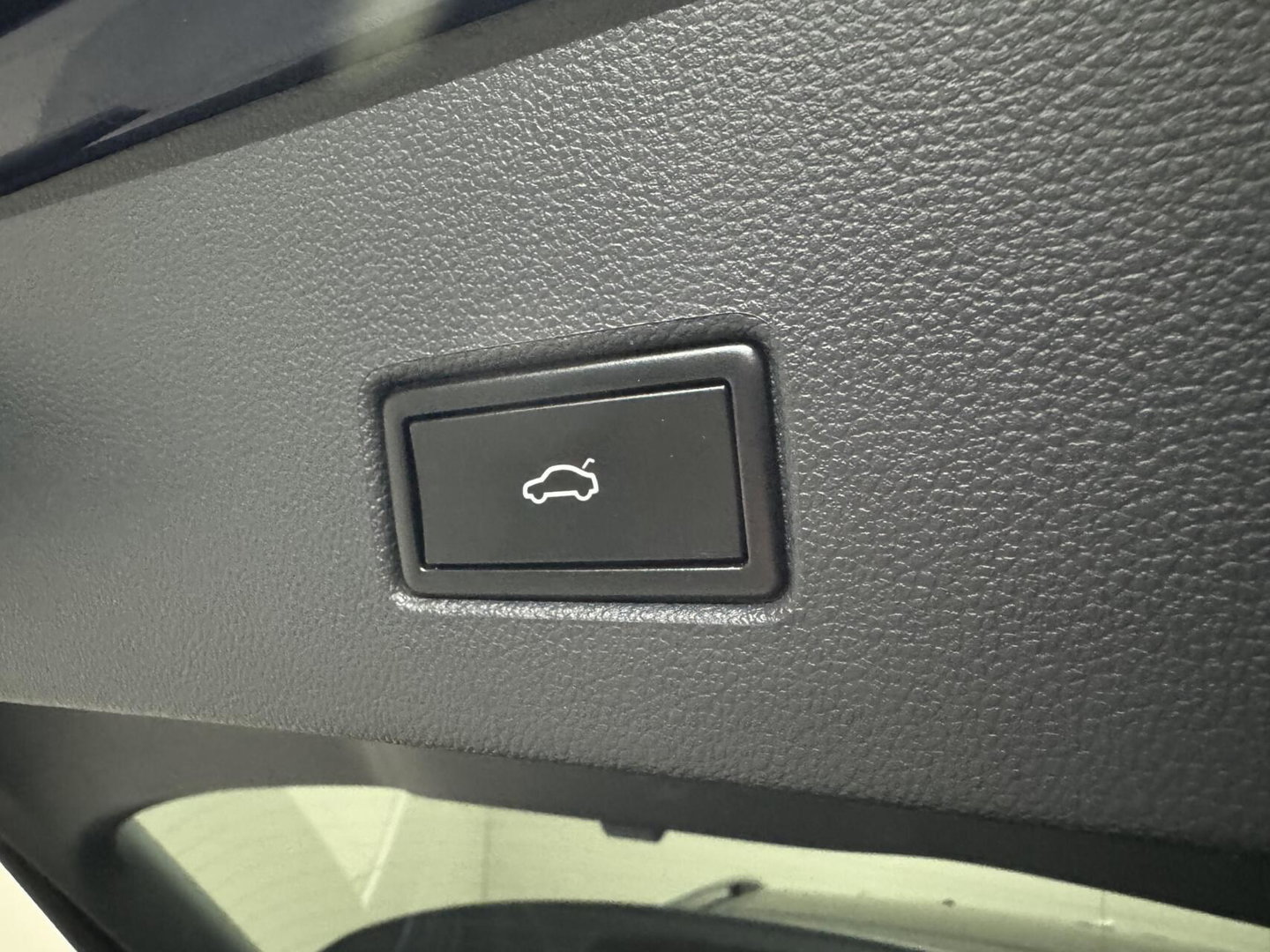 Volkswagen T-Roc 1.5 TSI R-Line Pano Virtual Beats Camera NAP
