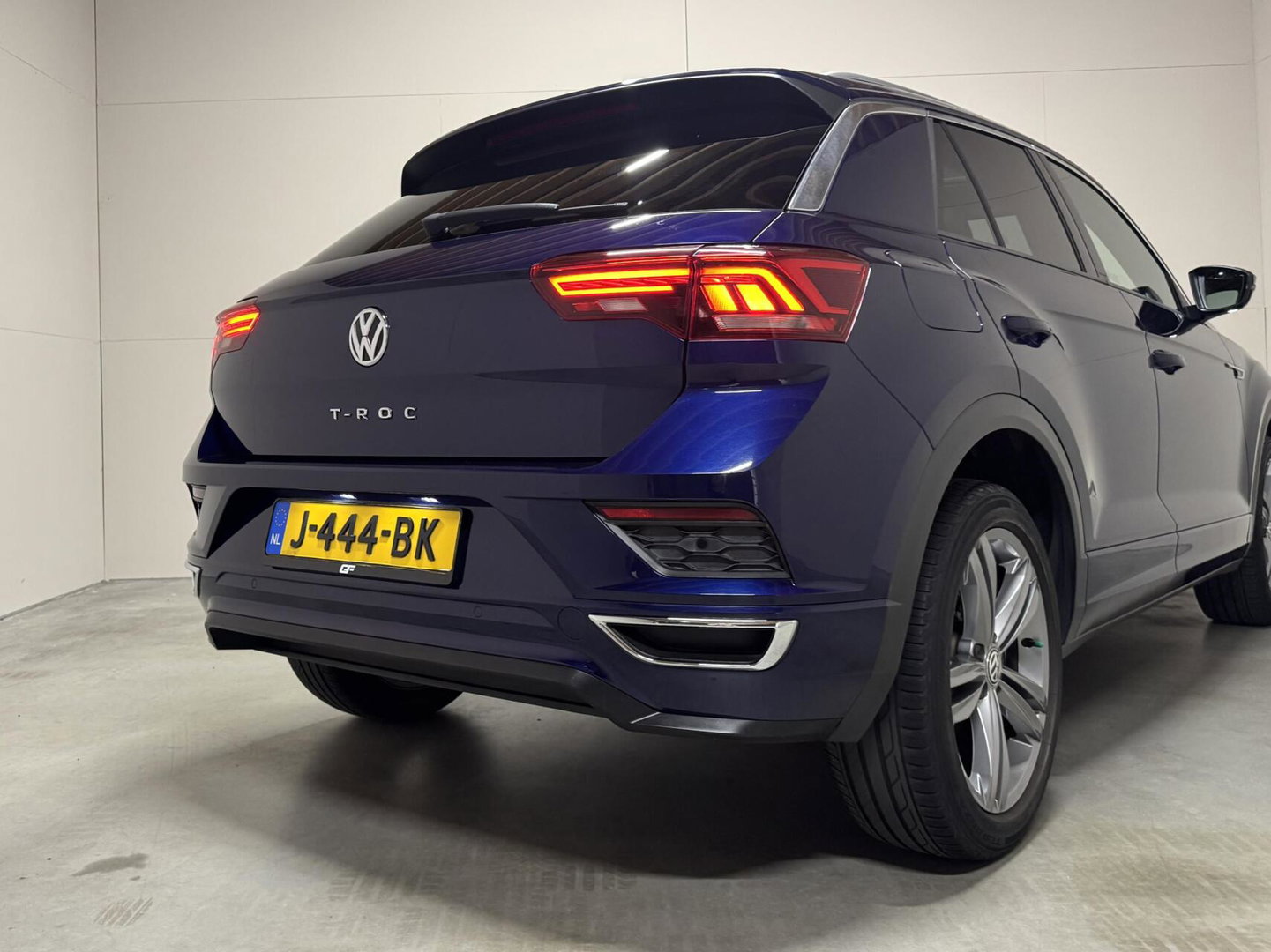 Volkswagen T-Roc 1.5 TSI R-Line Pano Virtual Beats Camera NAP