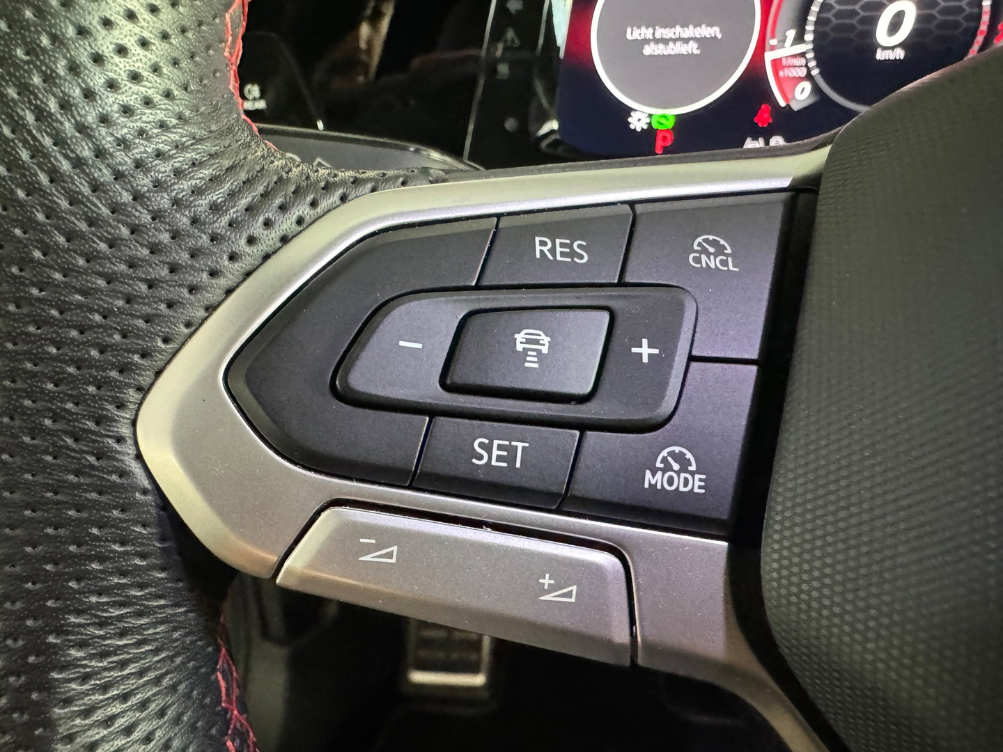 Volkswagen Golf 2.0 TSI GTI BTW|Pano|H/K|HuD|Camera|Trekhaak|Keyless