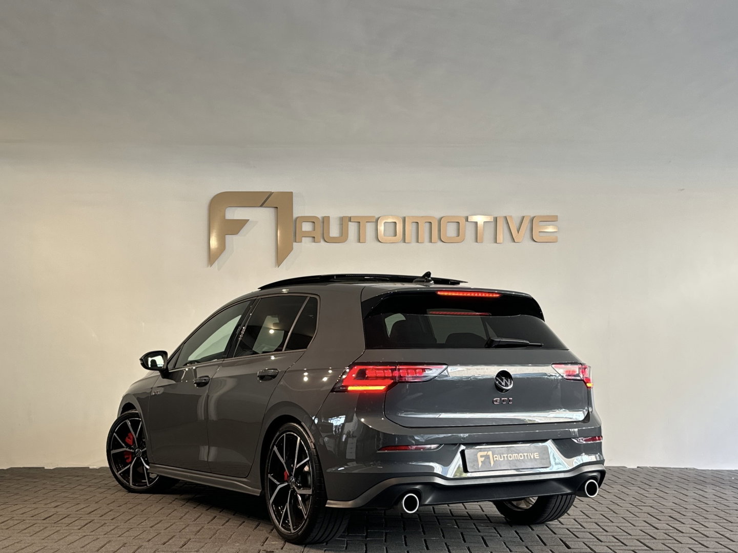 Volkswagen Golf 2.0 TSI GTI BTW|Pano|H/K|HuD|Camera|Trekhaak|Keyless