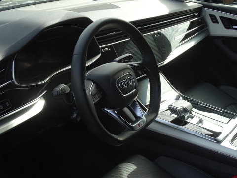 Audi Q7 60 TFSI e 456PK Competition / Bose / 22'' / LED / 360°