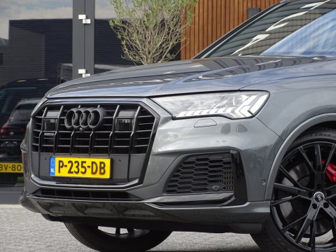 Audi Q7 60 TFSI e 456PK Competition / Bose / 22'' / LED / 360°