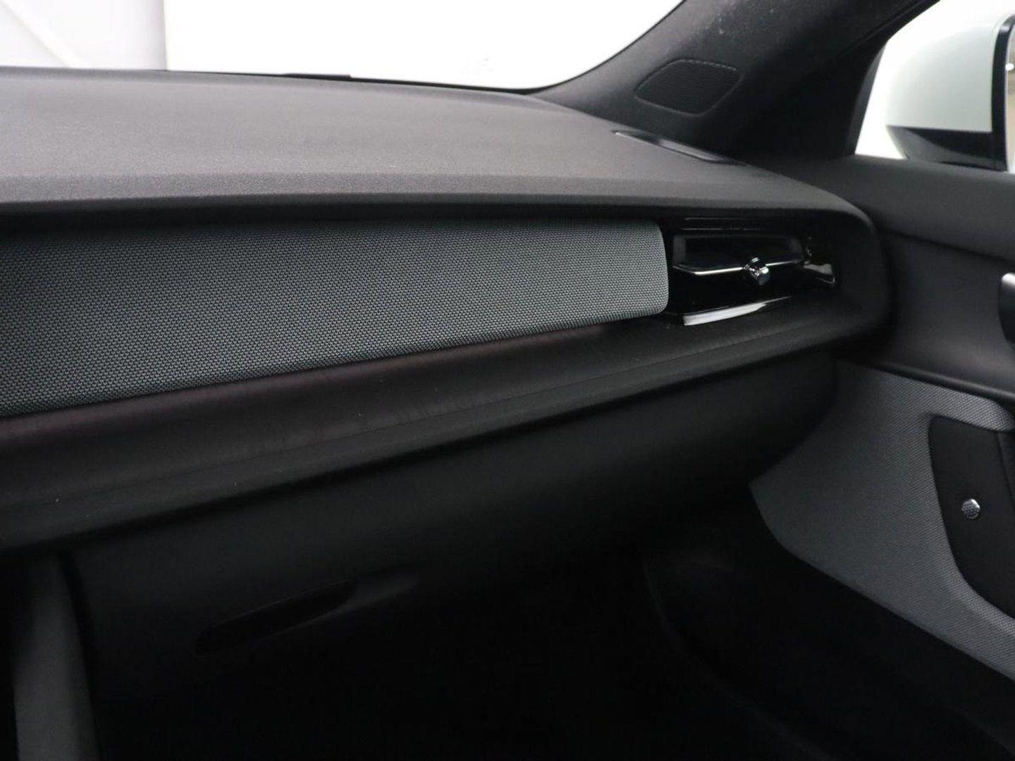 Polestar 2 Long Range Single Motor 78 kWh | SOH 93.8% | Trekhaak | Panoramadak | Harman/Kardon | Memory | Stuur/stoelverwarming | Camera | Carplay | Plus Pack |