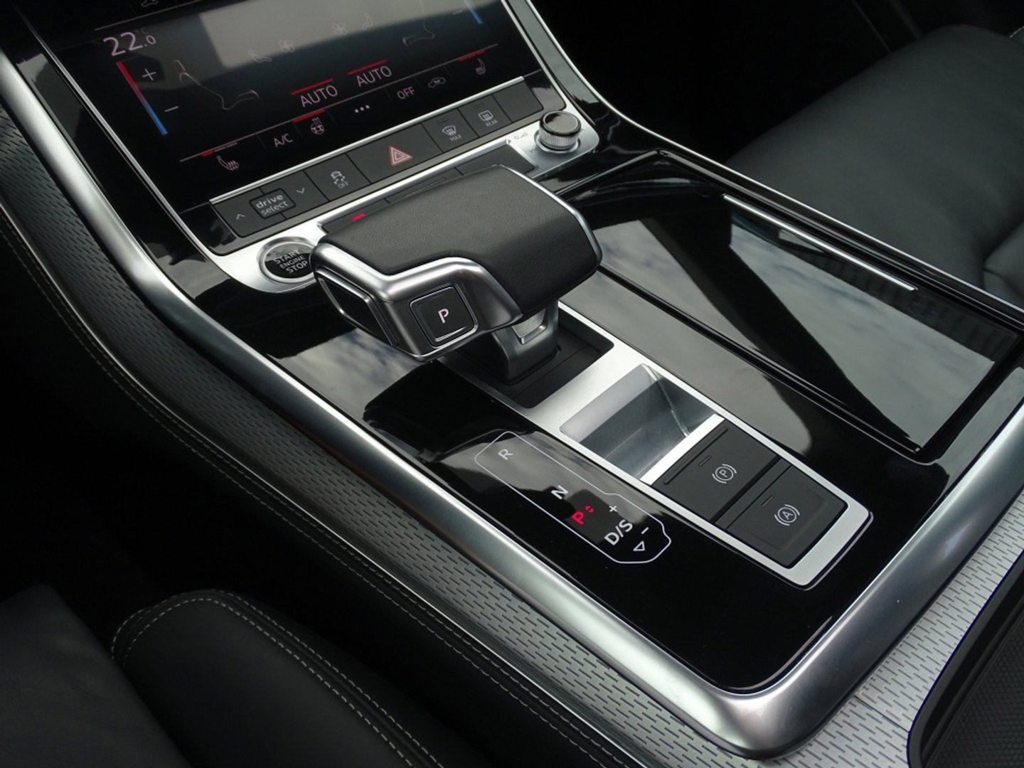 Audi Q8 55 TFSI e 394PK Quattro / S-Edition / ProLine Advanced 2024
