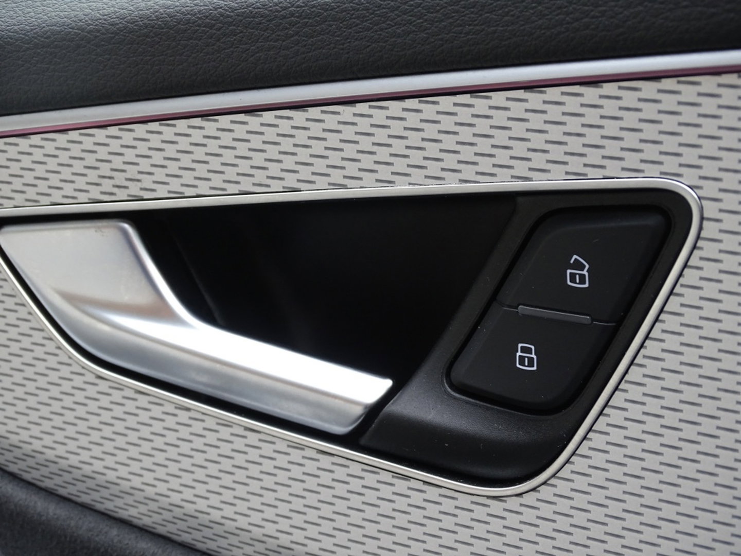 Audi Q8 55 TFSI e 394PK Quattro / S-Edition / ProLine Advanced 2024