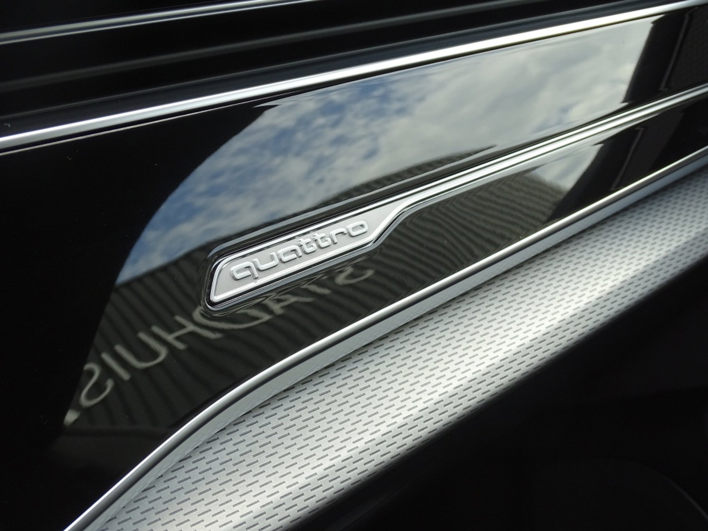 Audi Q8 55 TFSI e 394PK Quattro / S-Edition / ProLine Advanced 2024