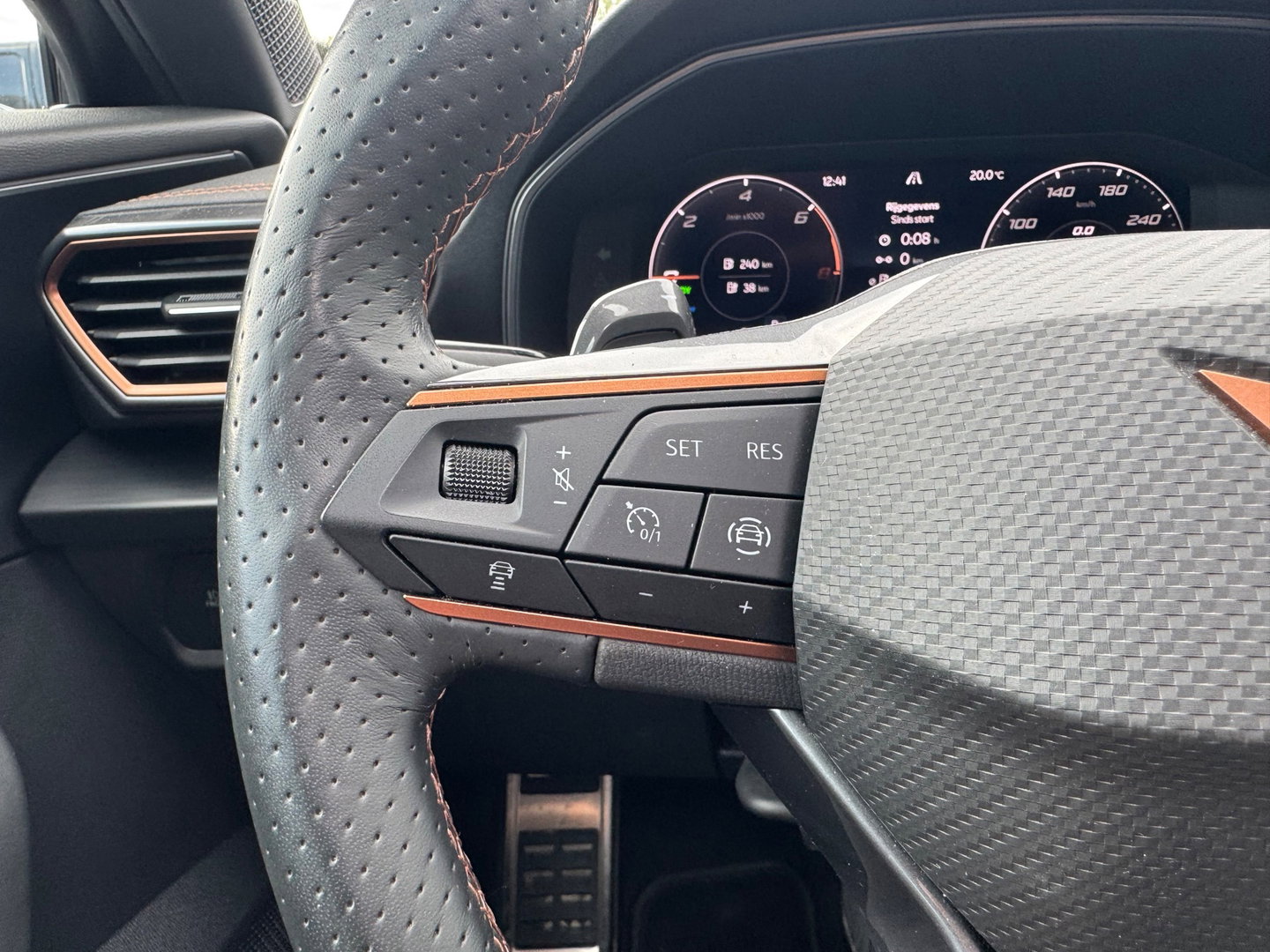 CUPRA Formentor 1.4 TSI e-Hybrid VZ Performance Limited 245PK Camera