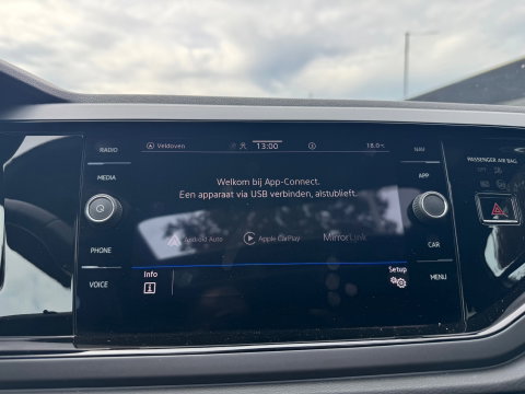 Volkswagen Taigo 1.5 TSI 2X R-Line DSG Panorama Camera Virtual Navi