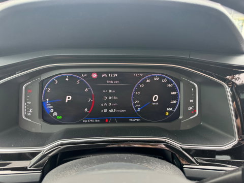 Volkswagen Taigo 1.5 TSI 2X R-Line DSG Panorama Camera Virtual Navi