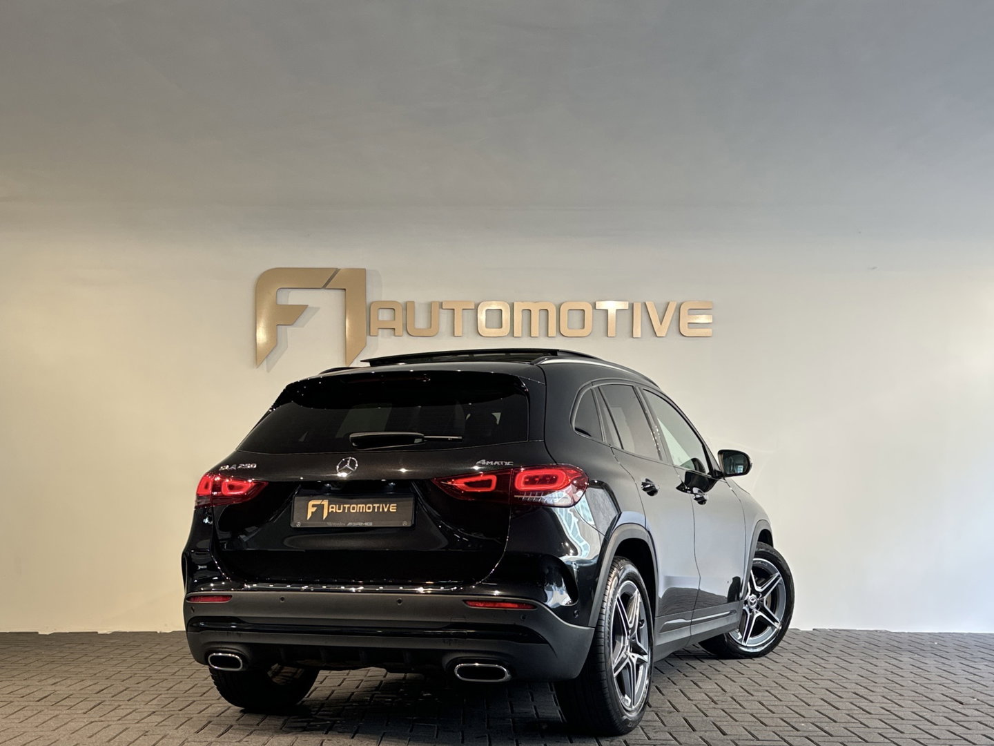 Mercedes-Benz GLA 250 4MATIC AMG Line Pano|ACC|Camera|Dodehoek