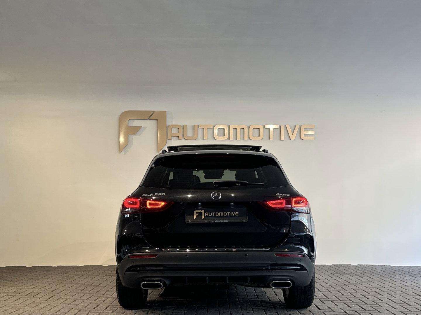 Mercedes-Benz GLA 250 4MATIC AMG Line Pano|ACC|Camera|Dodehoek