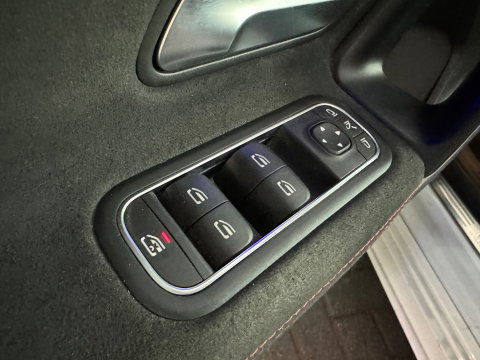Mercedes-Benz A-Klasse 200 AMG Keyless|Dodehoek|Blindspot|ACC|360 Camera