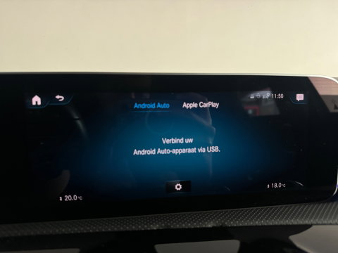 Mercedes-Benz A-Klasse 200 AMG Keyless|Dodehoek|Blindspot|ACC|360 Camera