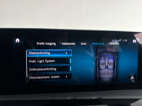 Mercedes-Benz A-Klasse 200 AMG Keyless|Dodehoek|Blindspot|ACC|360 Camera
