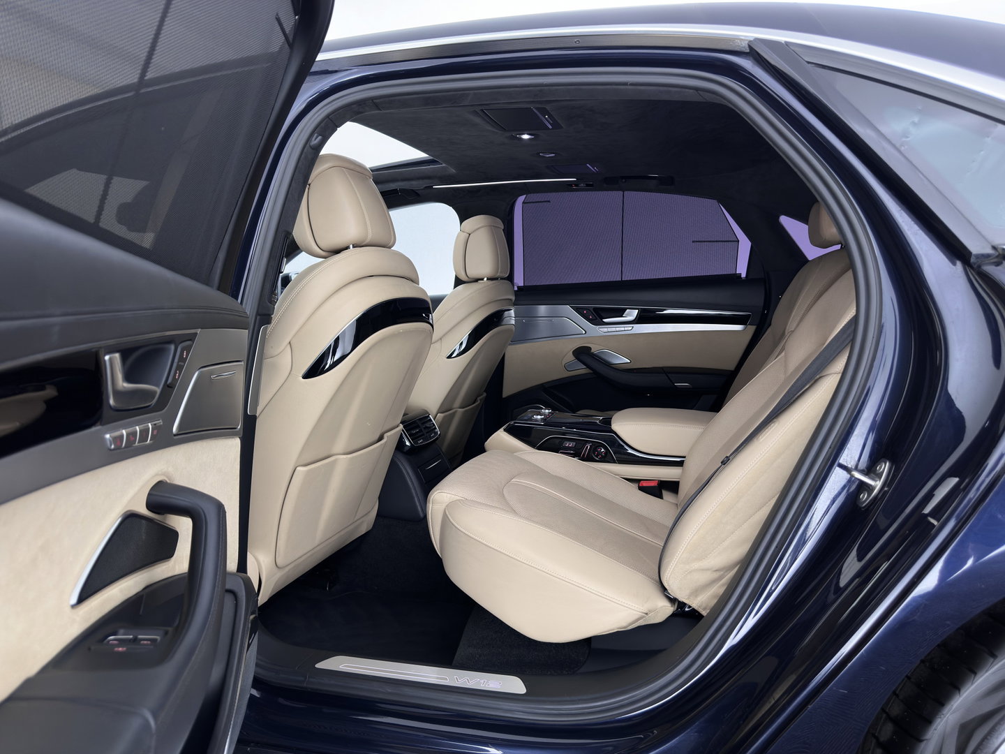 Audi A8 6.3 W12 quattro Lang Pro Line+ * Full Options *