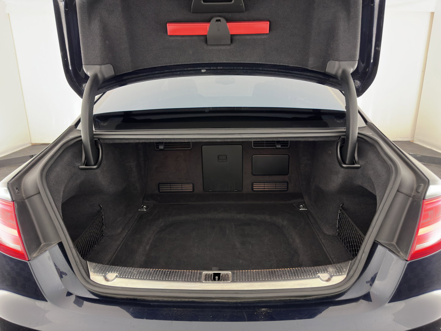 Audi A8 6.3 W12 quattro Lang Pro Line+ * Full Options *