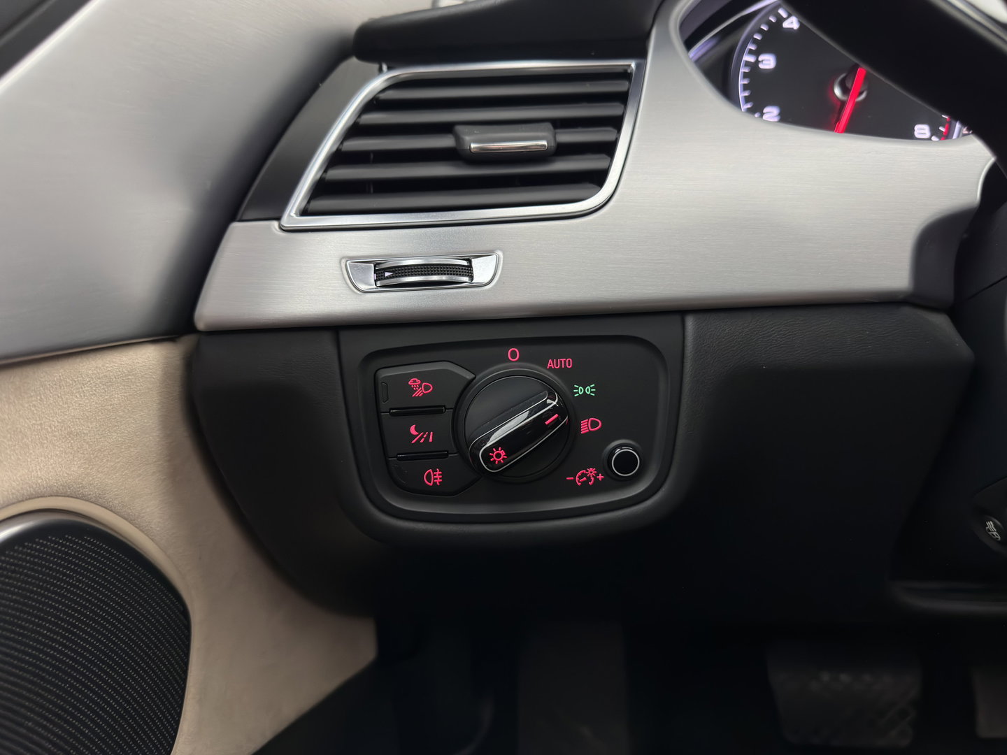 Audi A8 6.3 W12 quattro Lang Pro Line+ * Full Options *