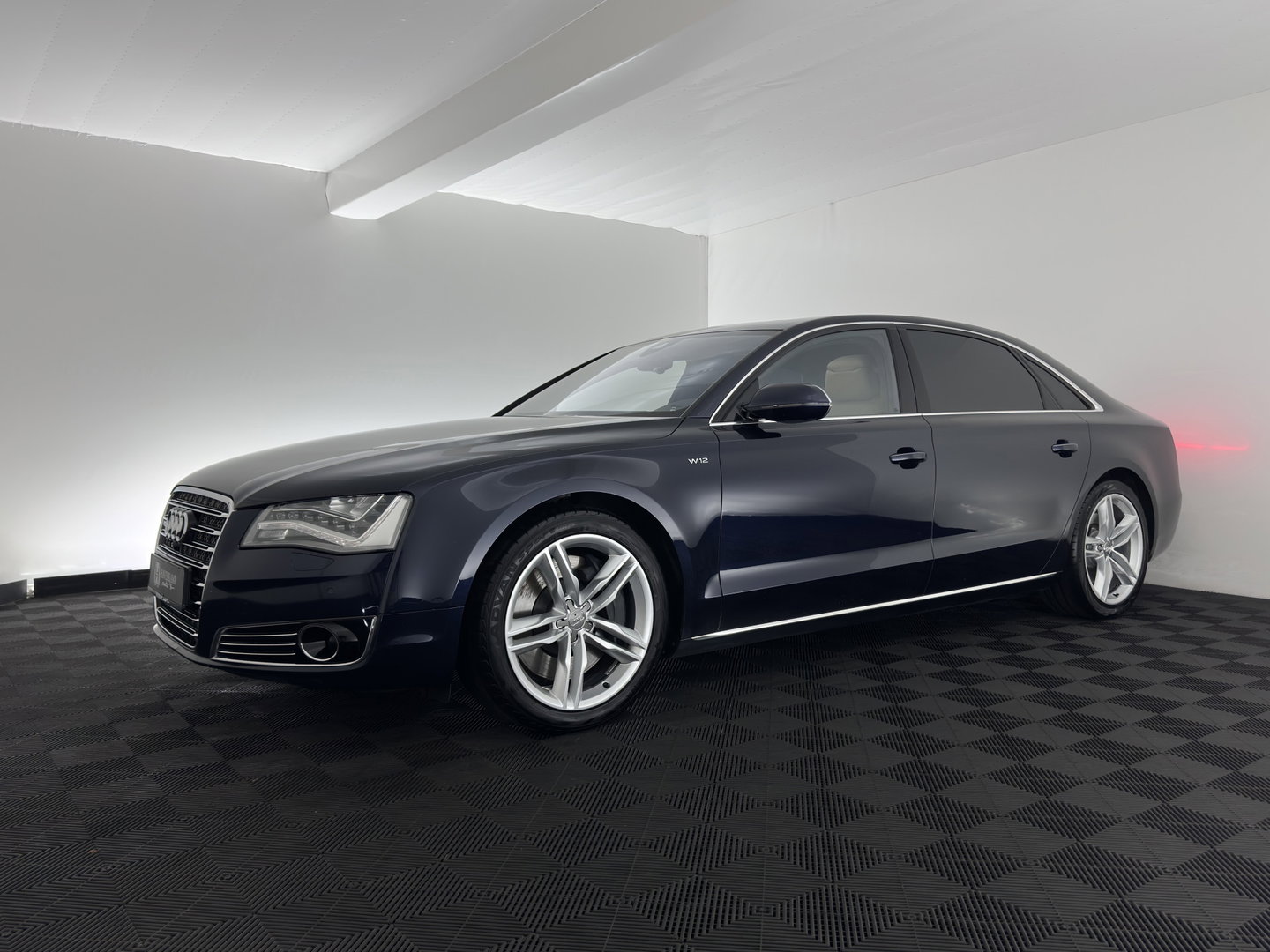 Audi A8 6.3 W12 quattro Lang Pro Line+ * Full Options *