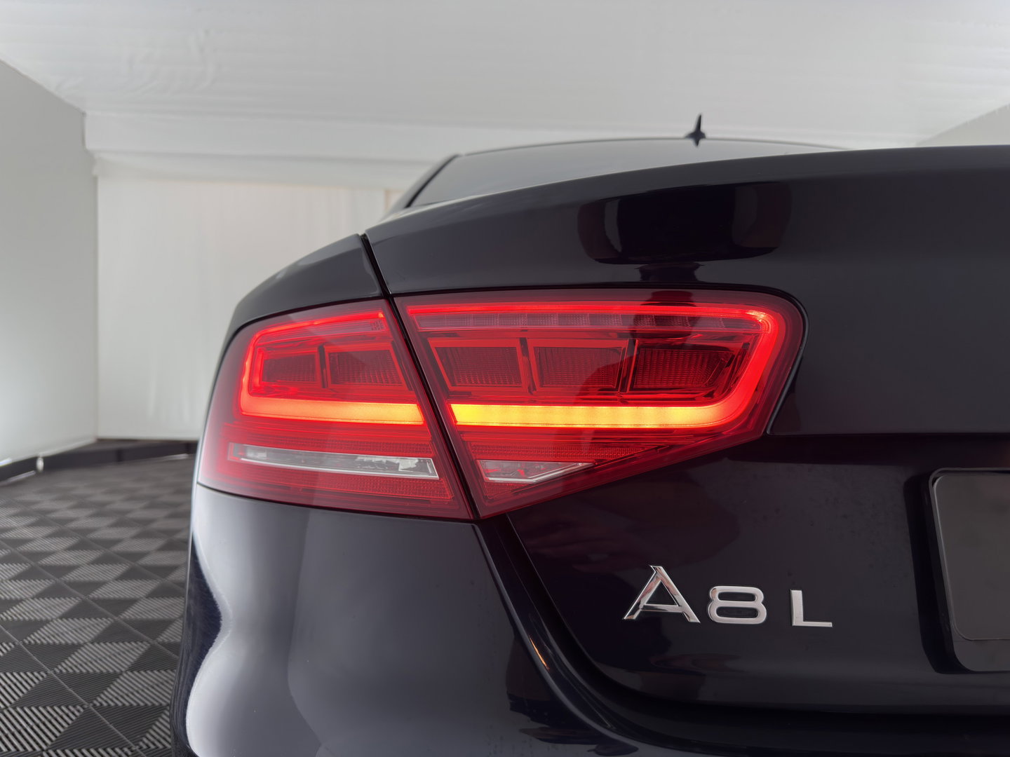 Audi A8 6.3 W12 quattro Lang Pro Line+ * Full Options *
