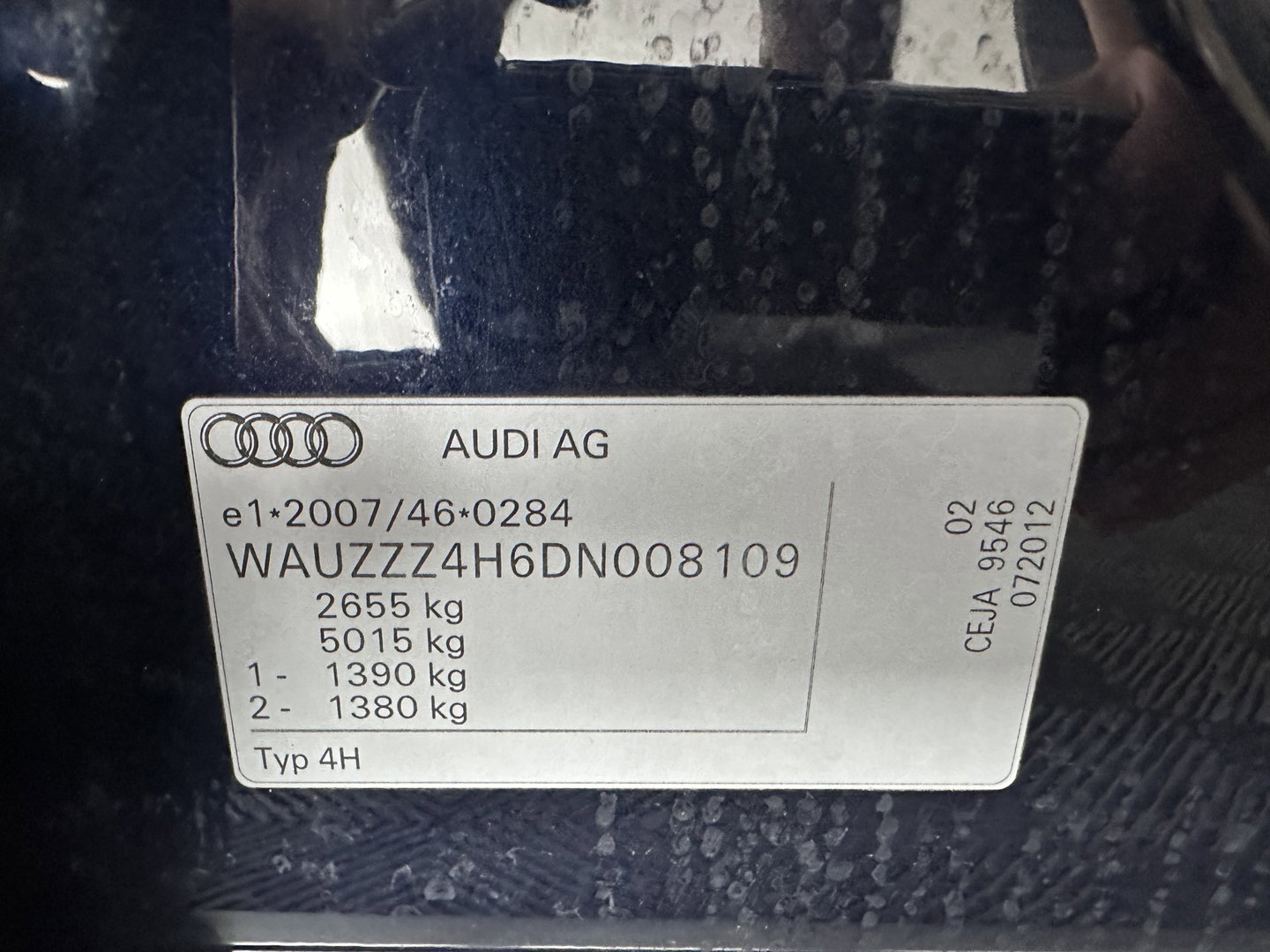 Audi A8 6.3 W12 quattro Lang Pro Line+ * Full Options *